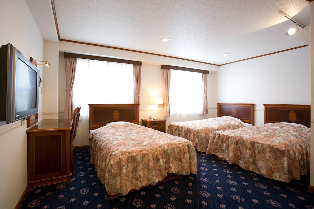 Beppu Station Hotel Екстер'єр фото