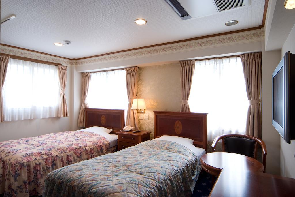 Beppu Station Hotel Екстер'єр фото