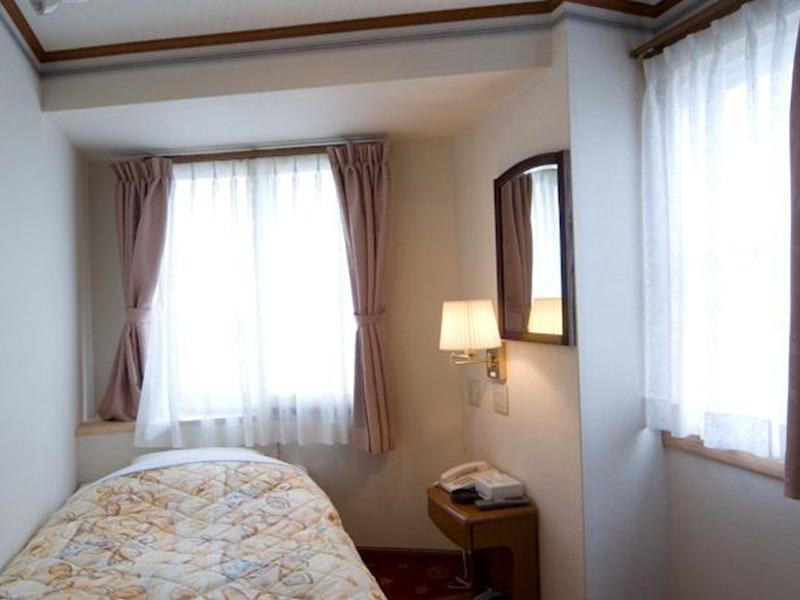 Beppu Station Hotel Екстер'єр фото